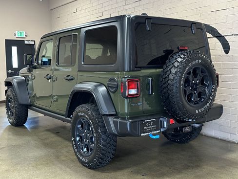Used 2023 Jeep Wrangler Unlimited w/ Cold Weather Group AWD/4WD image 5