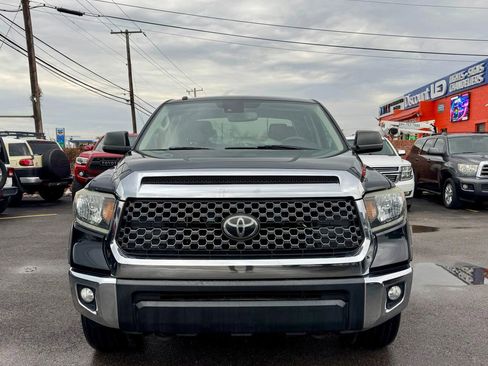 Used 2019 Toyota Tundra SR5 w/ SR5 Upgrade Package AWD/4WD image 3