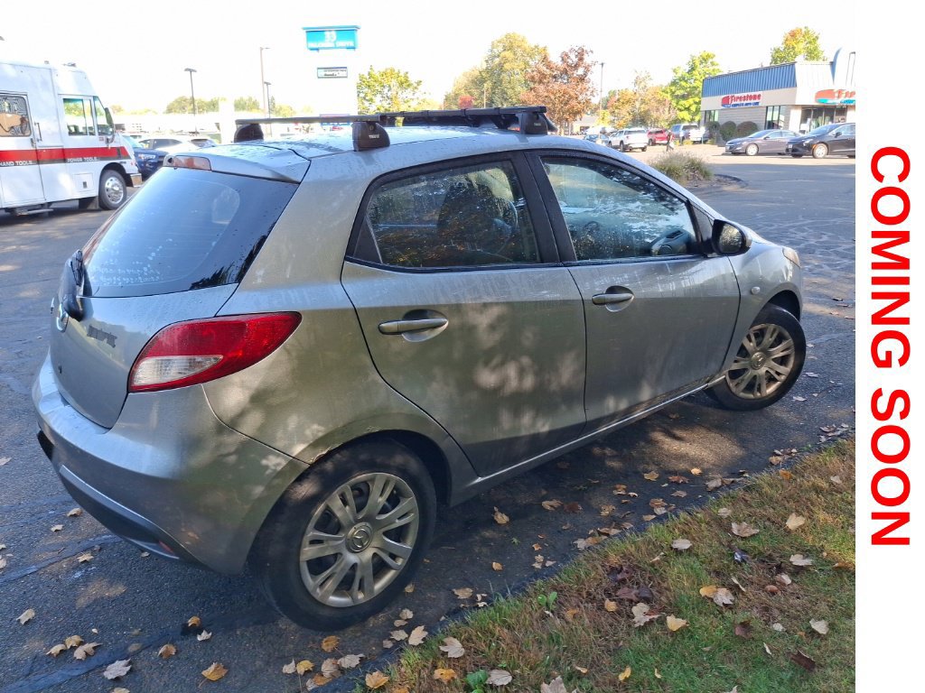 Used 2011 MAZDA MAZDA2 Sport FWD image 5
