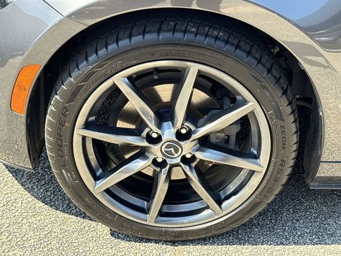 Used 2017 MAZDA MX-5 Miata RF Grand Touring image 10