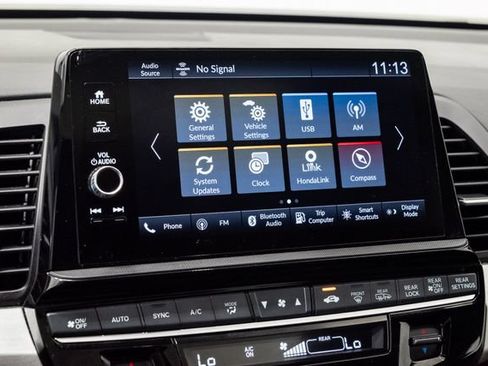 Used 2025 Honda Odyssey Sport-L image 19