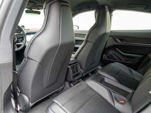 Certified 2025 Porsche Taycan AWD/4WD image 20