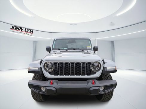 New 2026 Jeep Wrangler Unlimited Rubicon w/ Safety Group image 7