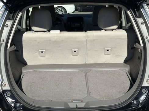 Used 2012 Nissan Leaf SL image 18