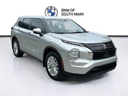 Used 2023 Mitsubishi Outlander ES