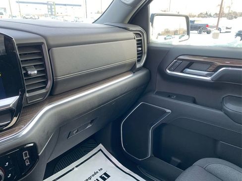 Used 2023 Chevrolet Silverado 1500 LT image 29