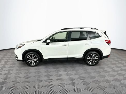 Used 2023 Subaru Forester Limited AWD/4WD image 6