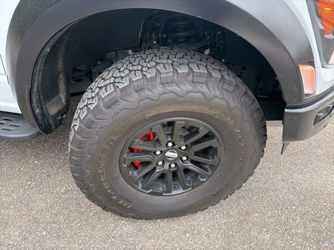 Used 2025 Ford F150 Raptor image 2