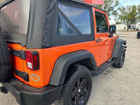 Used 2015 Jeep Wrangler Sport w/ Quick Order Package 24S AWD/4WD image 5