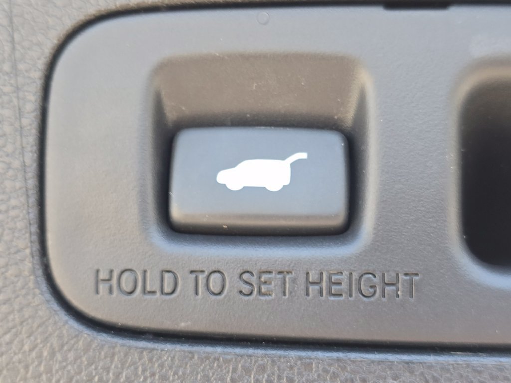 Used 2022 Honda CR-V Touring image 18