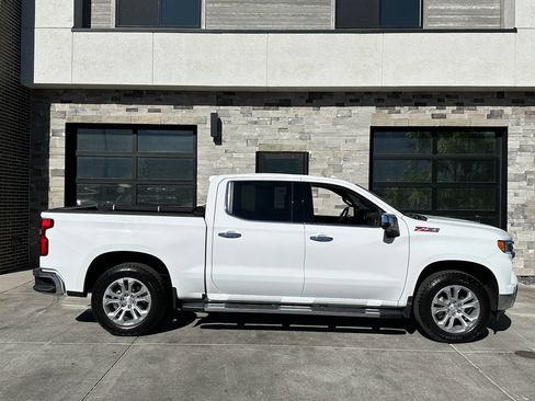 Used 2024 Chevrolet Silverado 1500 LTZ w/ LTZ Premium Package AWD/4WD image 2
