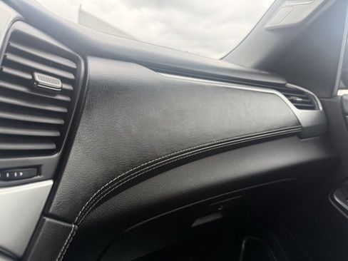 Used 2016 Chevrolet Tahoe LTZ image 39