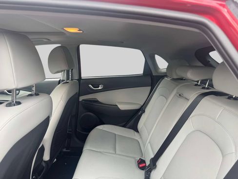Certified 2022 Hyundai Kona Limited AWD/4WD image 12