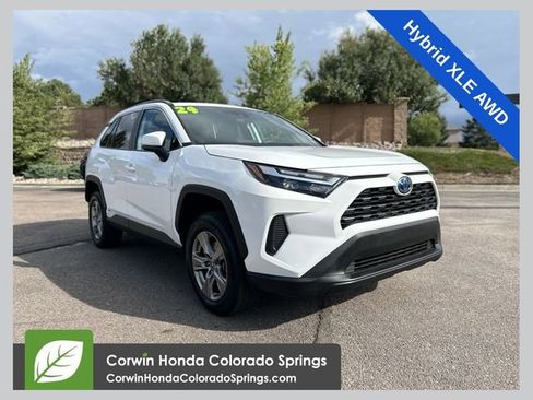 Used 2024 Toyota RAV4 XLE image 1