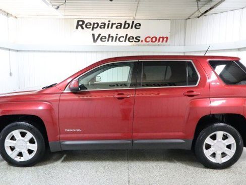 Used 2013 GMC Terrain SLE image 1