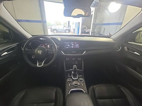 Used 2020 Alfa Romeo Stelvio w/ Nero Edizione RWD image 29