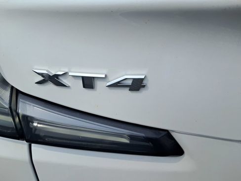 Used 2021 Cadillac XT4 Sport w/ Sun And Sound Package AWD/4WD image 10