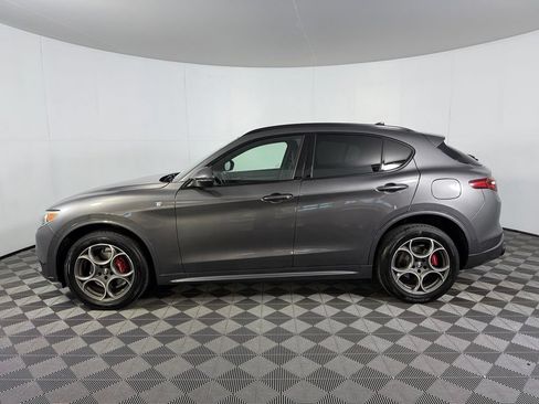 Used 2023 Alfa Romeo Stelvio Ti AWD/4WD image 10