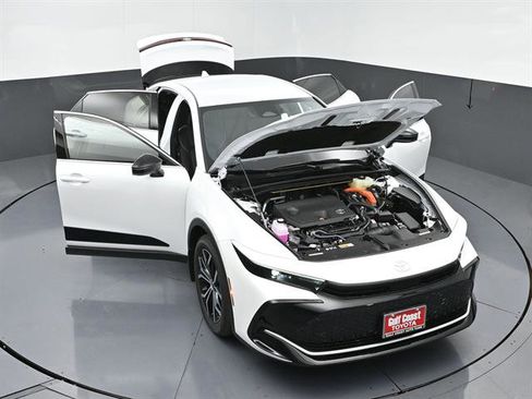 New 2026 Toyota Crown AWD/4WD image 38