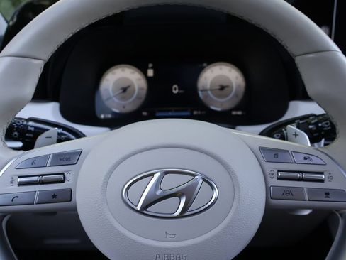 Used 2023 Hyundai Palisade Limited AWD/4WD image 30