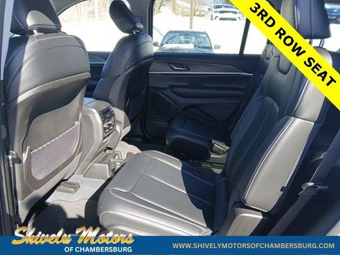 Used 2023 Jeep Grand Cherokee L Limited image 13