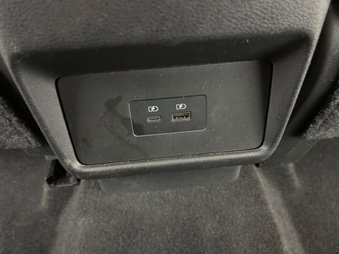 Used 2023 Nissan Rogue SV w/ SV Premium Package image 47