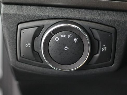 Used 2020 Ford Fusion SEL FWD image 46