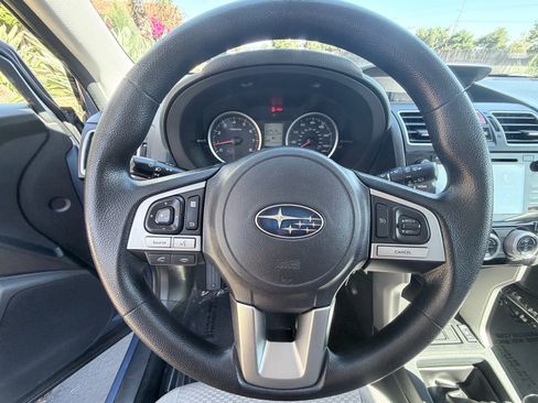 Used 2017 Subaru Forester 2.5i Premium w/ Popular Package #2A AWD/4WD image 14