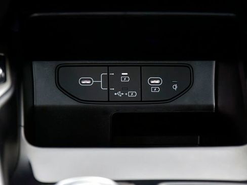 Certified 2025 Kia Sorento EX w/ EX Panoramic Sunroof Package image 28