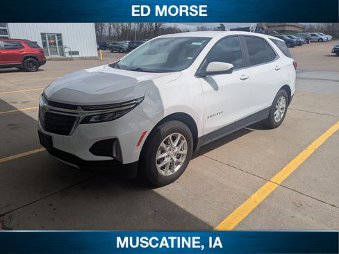 Used 2024 Chevrolet Equinox LT image 2