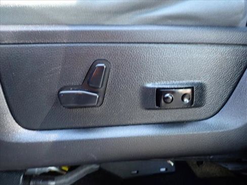 Used 2016 RAM 2500 Lone Star AWD/4WD image 11