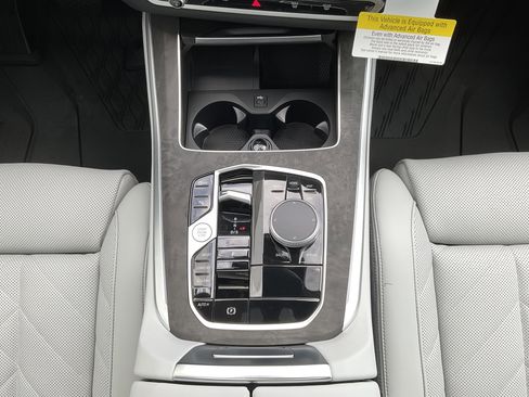 New 2026 BMW X5 sDrive40i image 19