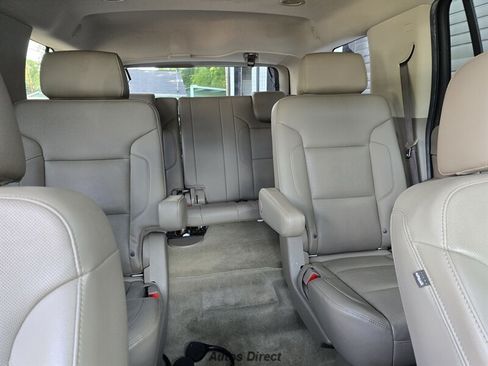 Used 2018 GMC Yukon SLT w/ Premium Edition AWD/4WD image 36