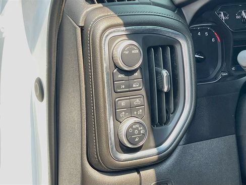 Used 2020 GMC Sierra 1500 SLT w/ SLT Premium Package AWD/4WD image 10