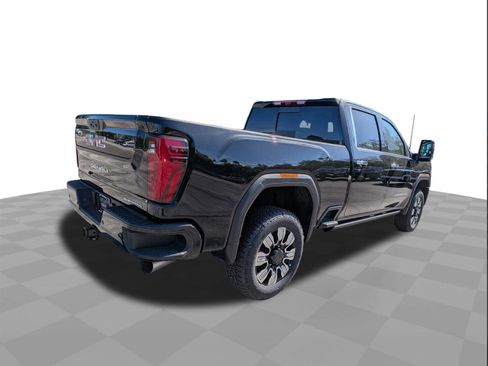 New 2026 GMC Sierra 2500 Denali w/ Denali Reserve Package image 4