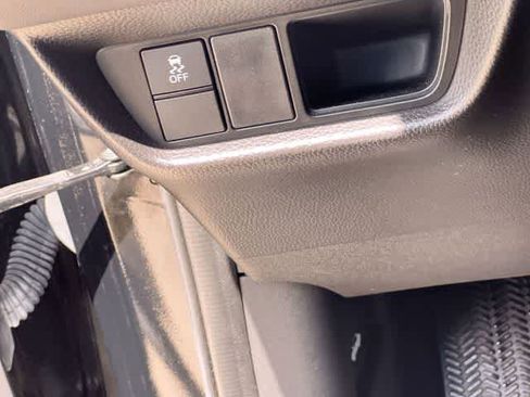 Used 2025 Honda HR-V Sport image 29