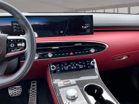 Used 2026 Genesis GV70 3.5T Sport Prestige image 9