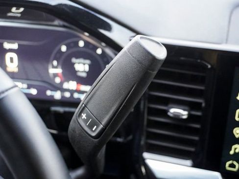 Used 2024 GMC Sierra 1500 SLE image 20