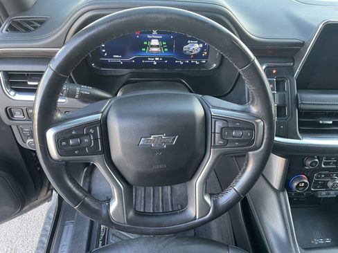 Used 2022 Chevrolet Tahoe Z71 image 13