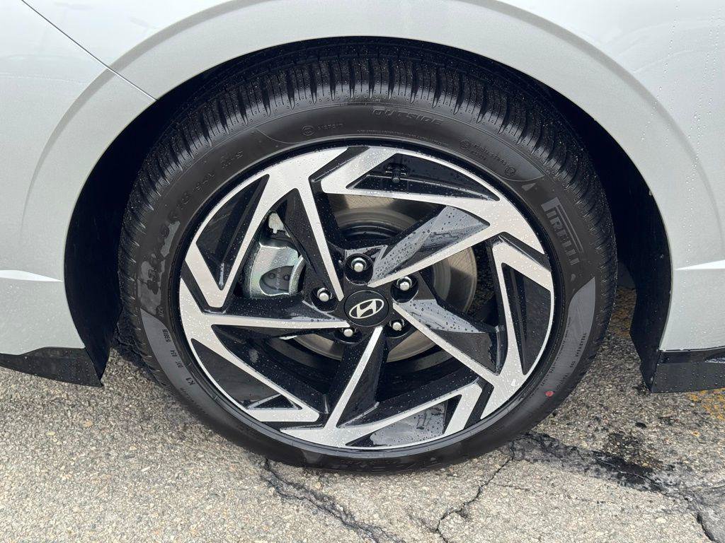 New 2026 Hyundai Sonata SEL AWD/4WD image 9