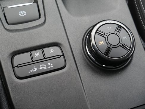 Certified 2024 Ford Ranger XLT w/ FX4 Off-Road Package image 14