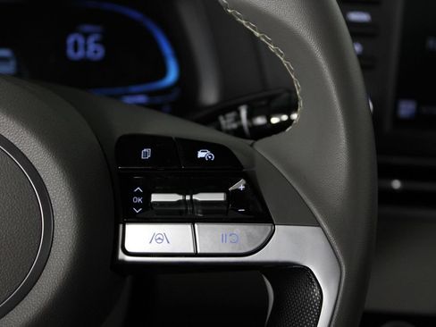 Certified 2026 Hyundai Elantra Sport FWD image 27
