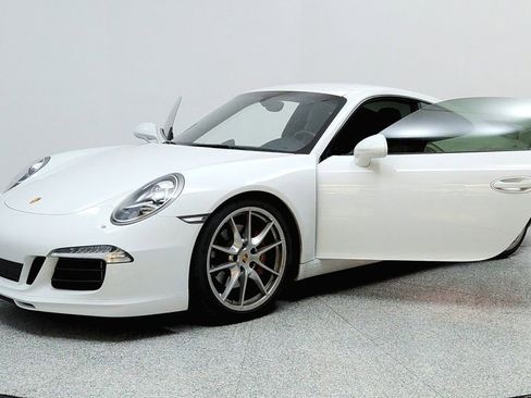 Used 2014 Porsche 911 Carrera S image 9