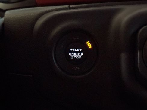 Used 2018 Jeep Wrangler Unlimited Rubicon image 22