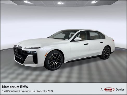 Used 2026 BMW 740i xDrive AWD/4WD image 1