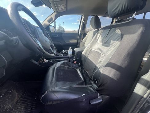 Used 2021 Toyota Tacoma SR image 11