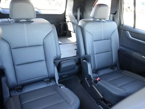 New 2026 GMC Acadia Elevation w/ Elevation Premium Package image 24