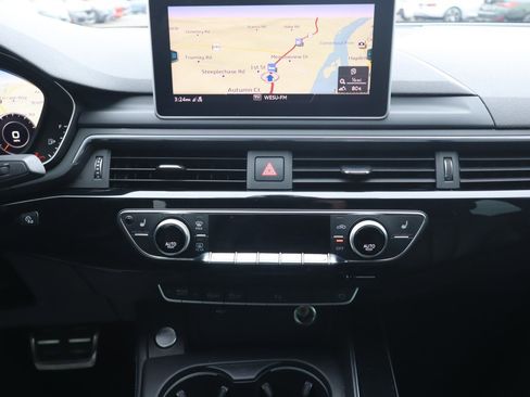 Used 2019 Audi A5 2.0T Premium Plus w/ Premium Plus AWD/4WD image 12