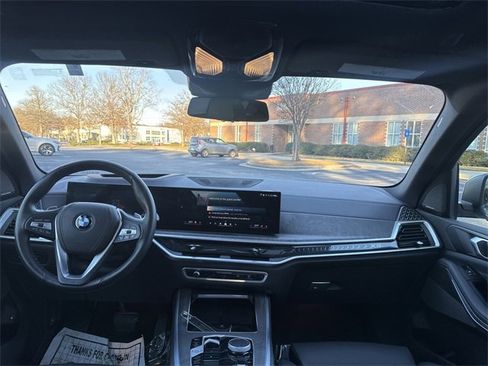 Used 2025 BMW X5 xDrive50e image 19