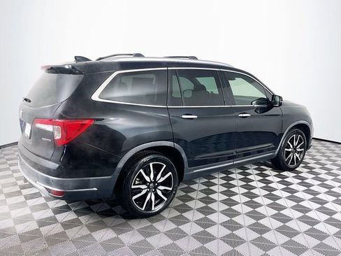 Used 2019 Honda Pilot Touring image 9